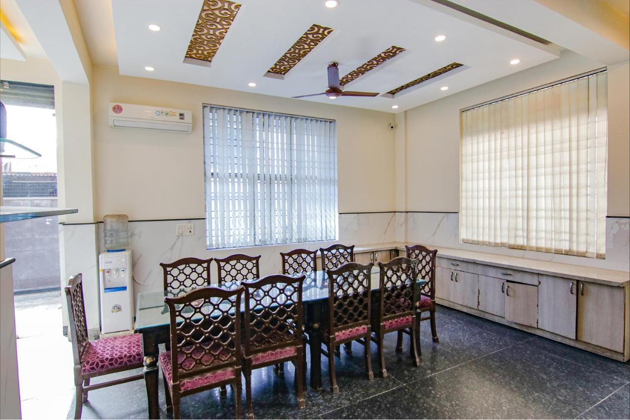 Fabhotel Airport Avalon Near Igi Airport ニューデリー エクステリア 写真