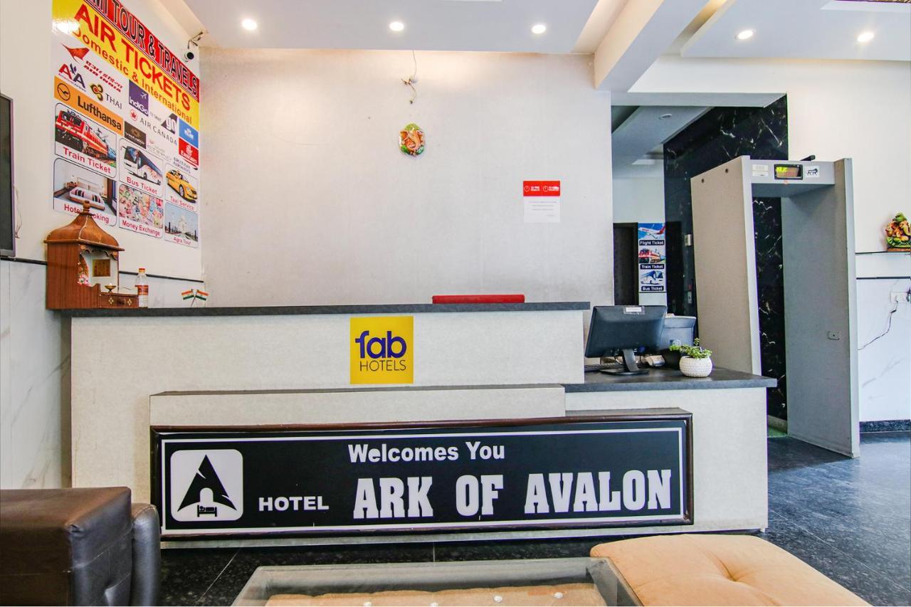Fabhotel Airport Avalon Near Igi Airport ニューデリー エクステリア 写真