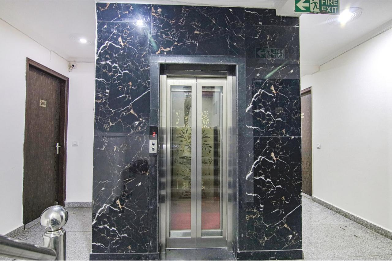 Fabhotel Airport Avalon Near Igi Airport ニューデリー エクステリア 写真